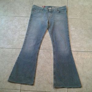 GUESS Flare Jeans Stretch Sz 29 Available